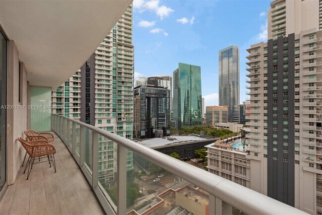 Building Photo - 1100 S Miami Ave