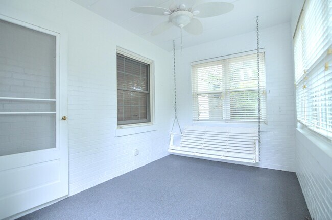 Building Photo - 215 Fort Mitchell Ave