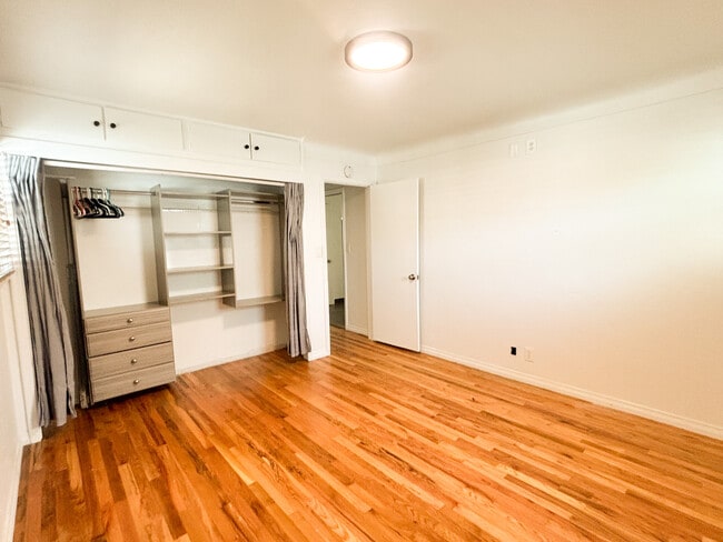 Building Photo - 1721 S Shoshone St