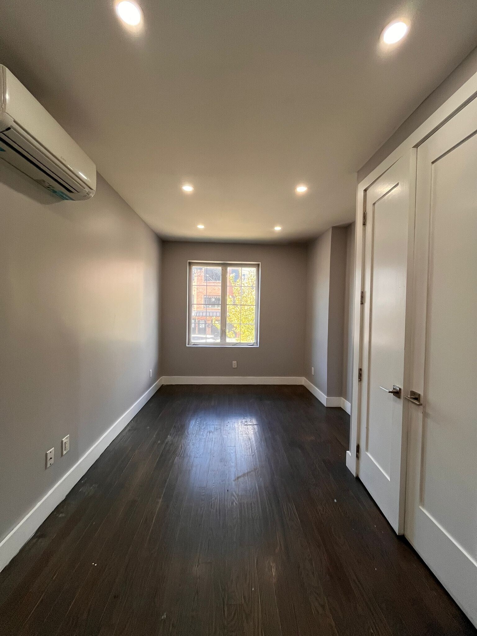 Building Photo - 271 Hancock Ave