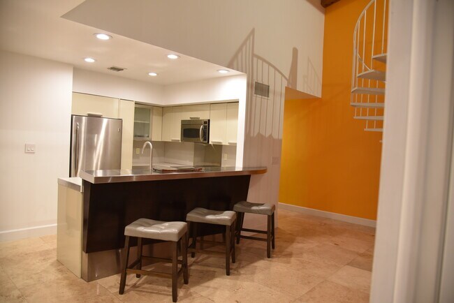 Building Photo - 15315 Loch Isle Dr W