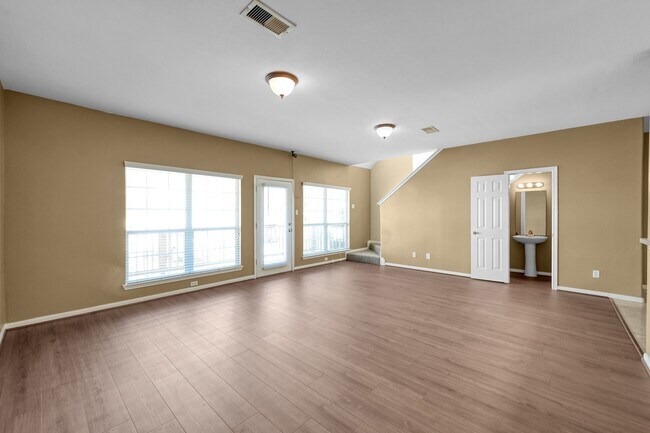 Building Photo - 172 Binnacle Ct