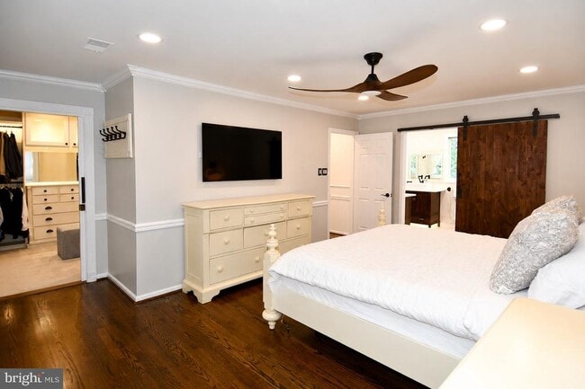 Building Photo - 12134 Holly Knoll Cir