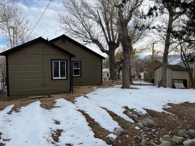 Building Photo - 1 Montana in Pine Creek Village