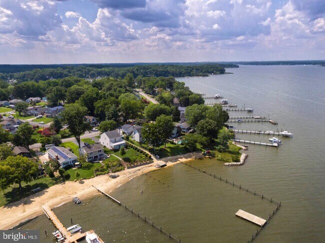 Building Photo - 3541 Oak Dr