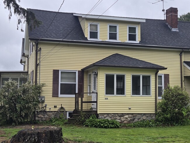 Building Photo - 325 South Rd