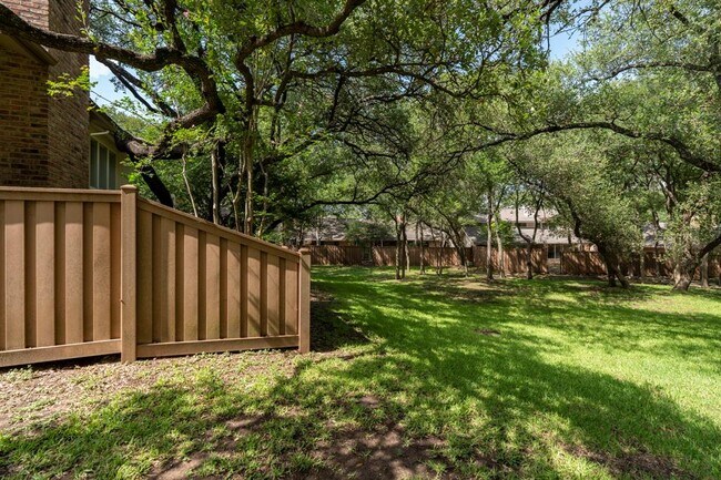 Building Photo - 8301 Greenslope Dr