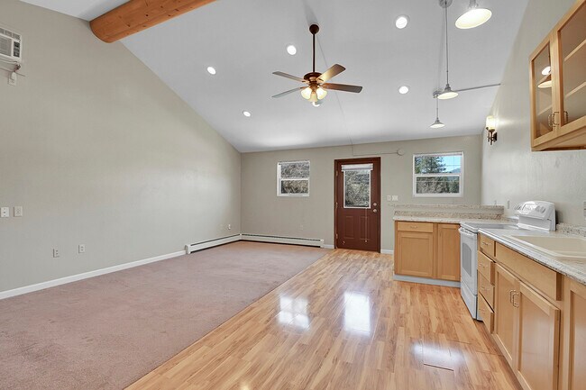 Building Photo - 3440 Myers Gulch Rd