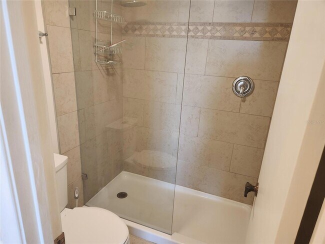 Building Photo - 6295 Bahia Del Mar Cir