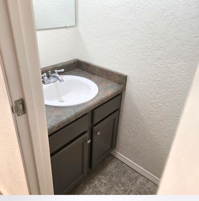 Building Photo - CALL US TODAY AT (505) 808-6467 TO SCHEDULE A CONVENIENT SHOWING