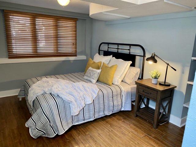 Building Photo - 1208 9th Ave