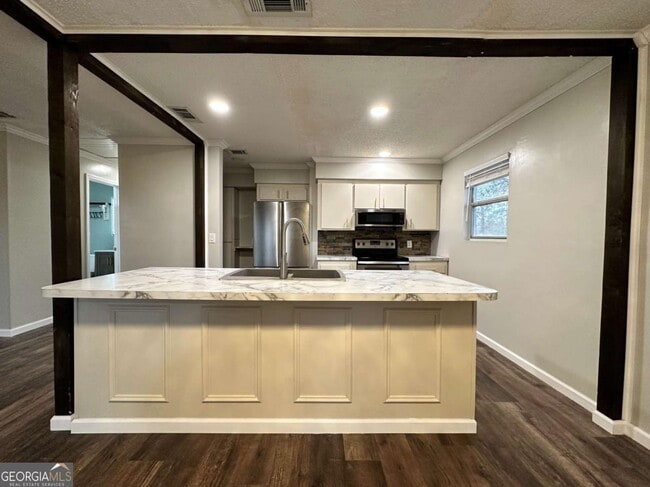 Building Photo - 8539 US-301