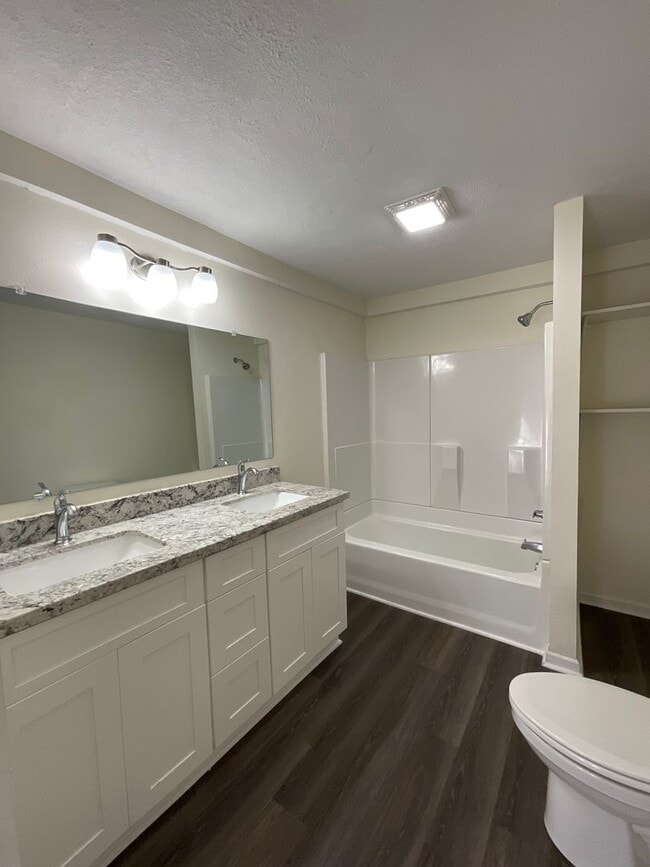 Building Photo - 613 W. First Street