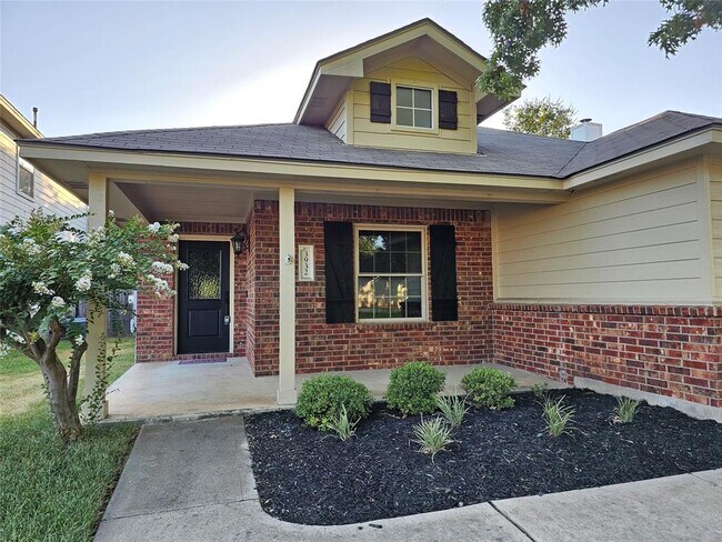 Building Photo - 3932 Haleys Way