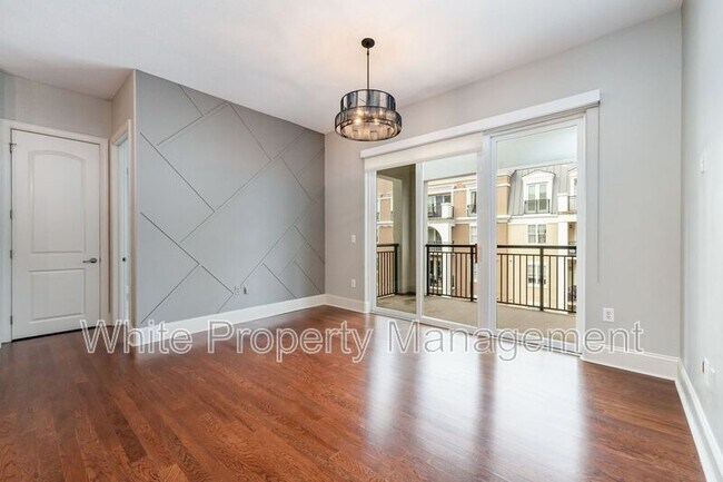 Building Photo - 4625 Piedmont Row Dr