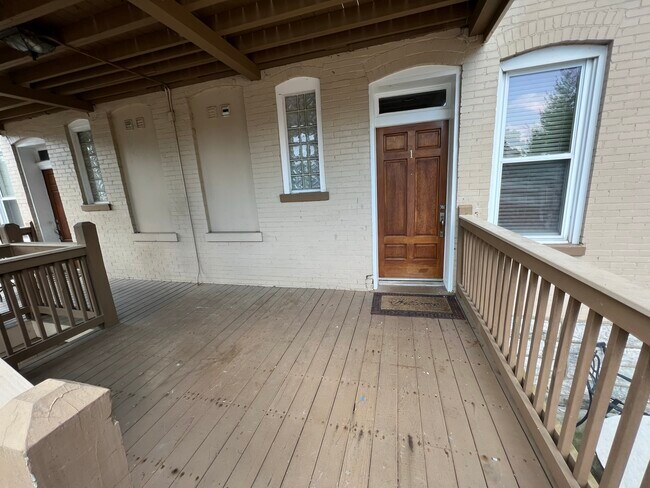 Building Photo - 1233 Bardstown Rd