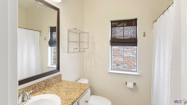 Building Photo - 7945 Seville Ct