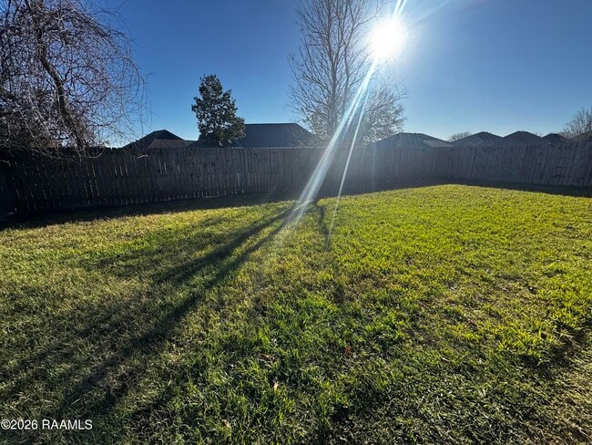 Building Photo - 201 Pavilion St