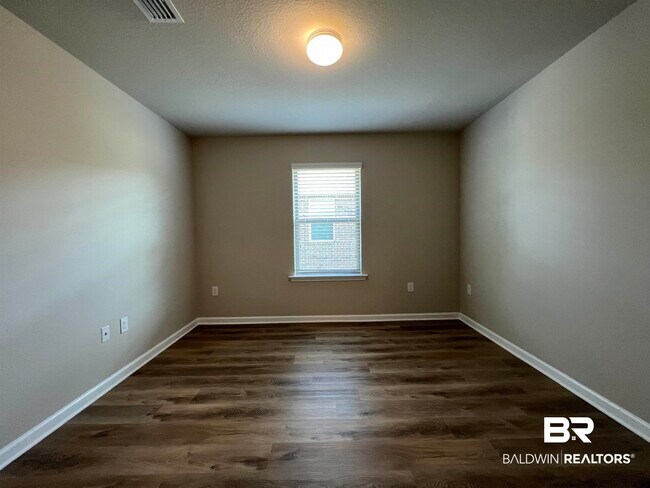 Building Photo - 10286 Shetland Dr