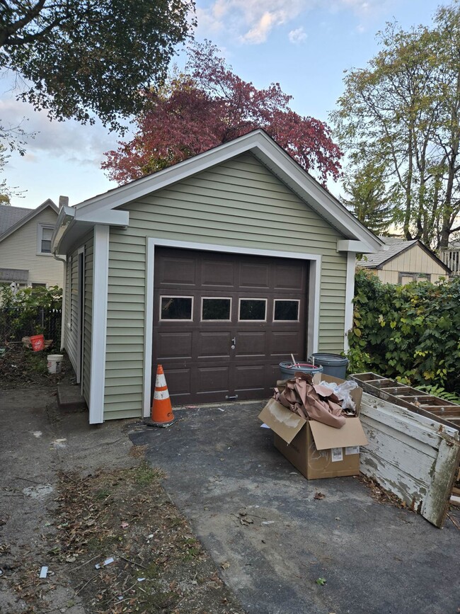 Building Photo - 70 Lancaster St