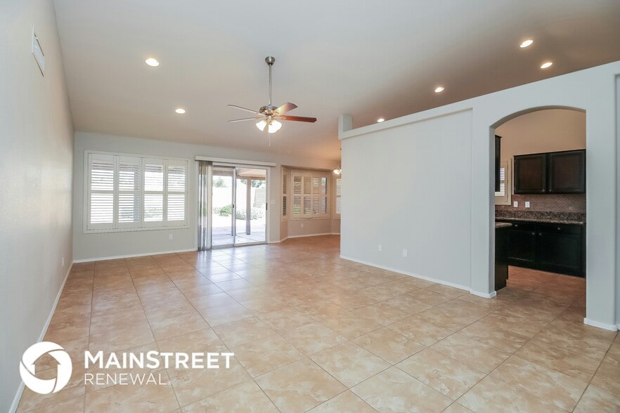 Building Photo - 153 S Orlando