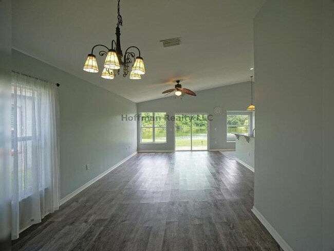Building Photo - Charming 3 Bed, 2 Bath Home with Pond View in Sought-After Community