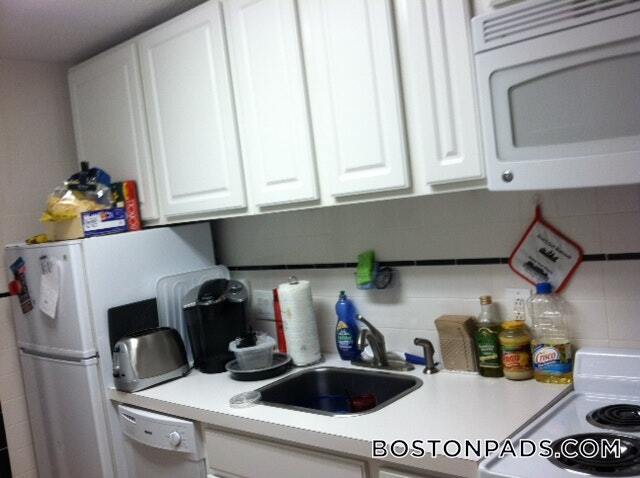 Building Photo - 45 Westland Ave