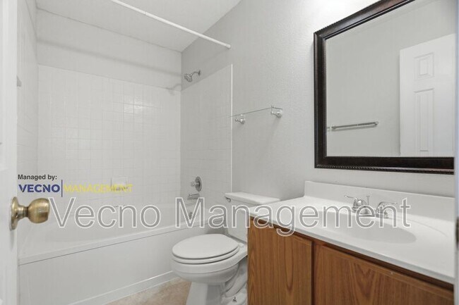 Building Photo - 8138 Elktree Pass