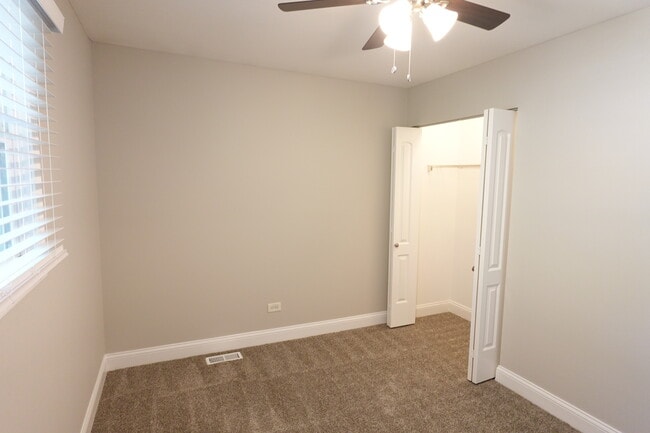 Building Photo - 3136 Olive Rd