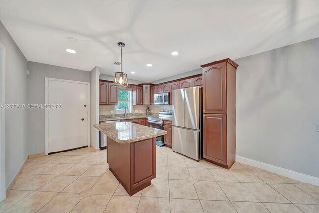 Building Photo - 11640 NW 39th St