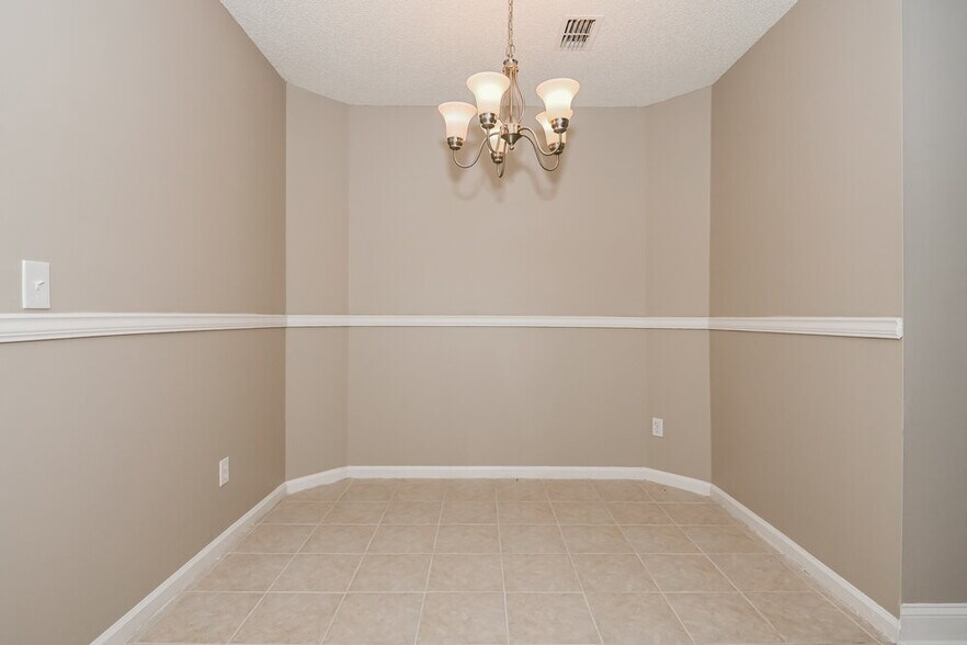 Building Photo - 12325 Mastin Cove Rd