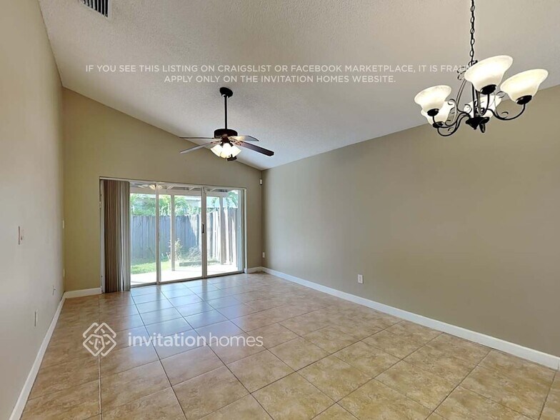 Building Photo - 14624 SW 127th Ct