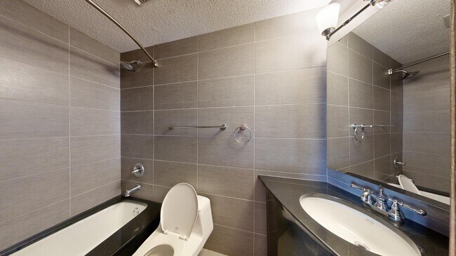 Building Photo - 3141 Dean Court #502