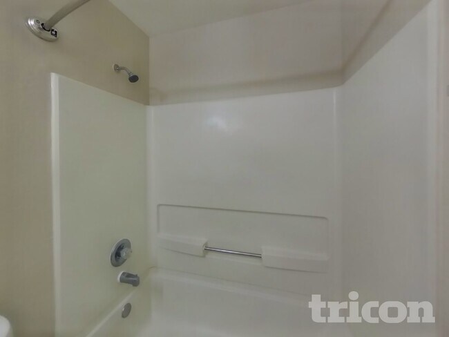 Building Photo - 29550 N Legends Bend Dr