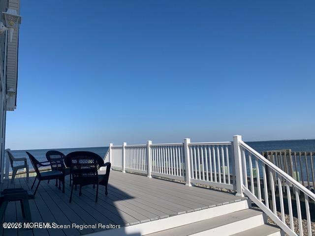 Building Photo - 323 Bayshore Dr