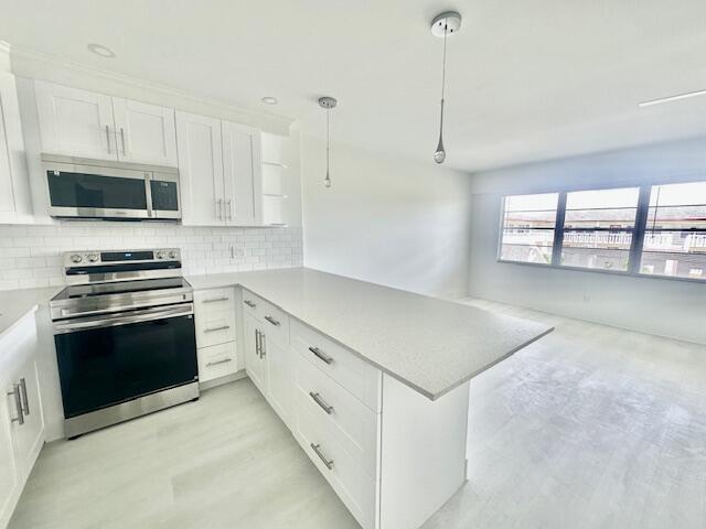 Building Photo - 282 Fanshaw G