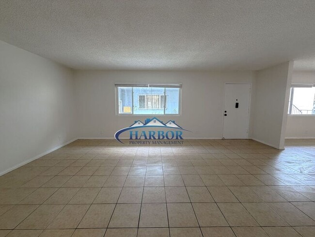 Building Photo - 22327 Moneta Ave