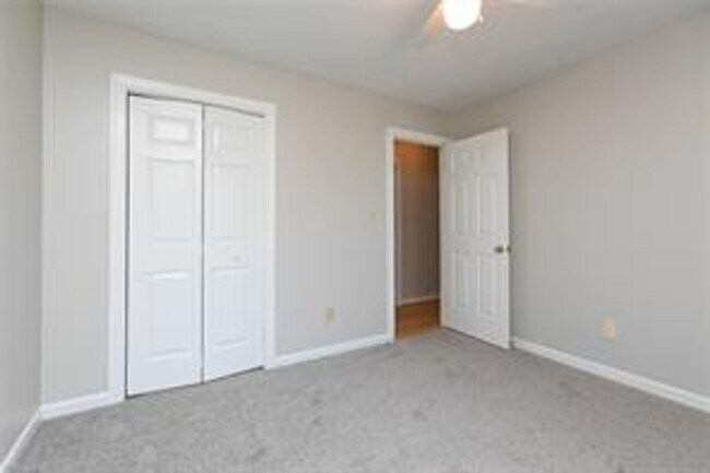 Building Photo - Call Sabrina at 757-767-0767 for more information