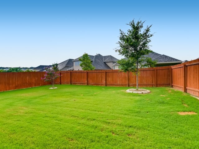 Building Photo - 13827 Quiet Fox Ln