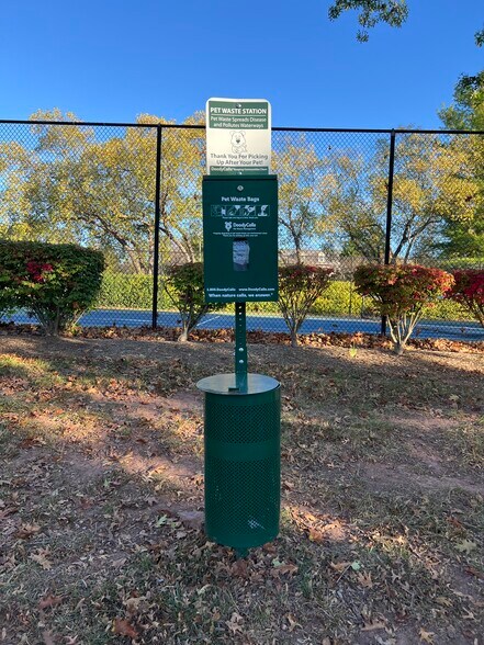 Building Photo - 14205 Brenham Dr