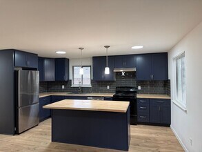 Building Photo - 21330 Cypress Way