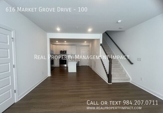 Building Photo - 616 Mkt Grv Dr