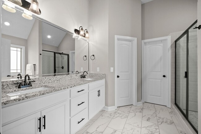 Building Photo - 2459 Shadowood Rd