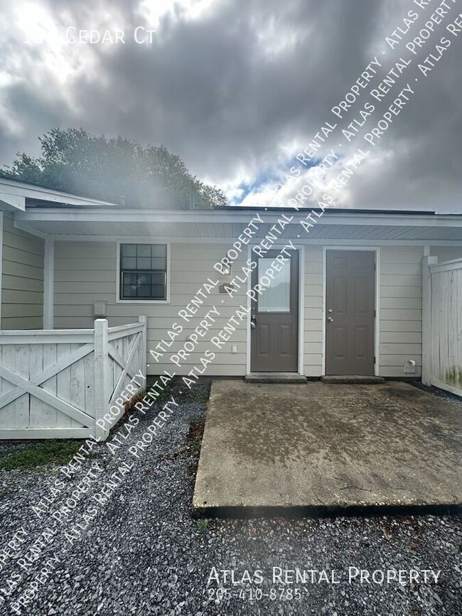Building Photo - 113 Cedar Ct