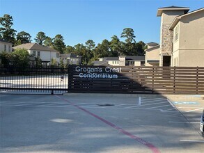 Building Photo - 504 Nursery Rd