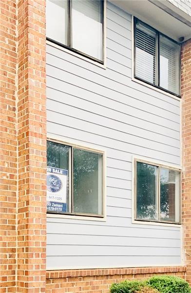 Building Photo - 145 Northwood Dr