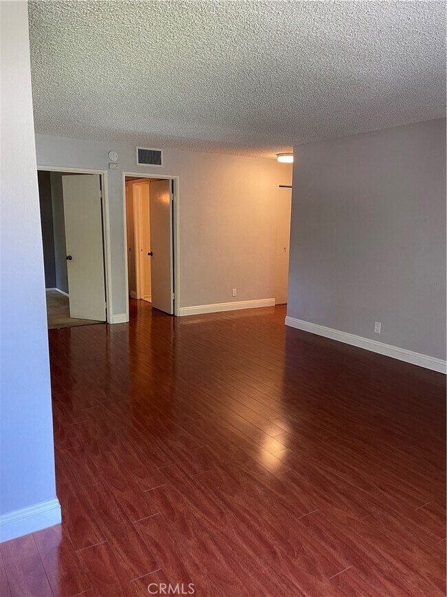 Building Photo - 4714 Park Granada