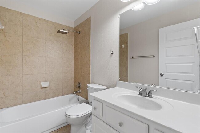 Building Photo - 19604 Moorlynch Ave