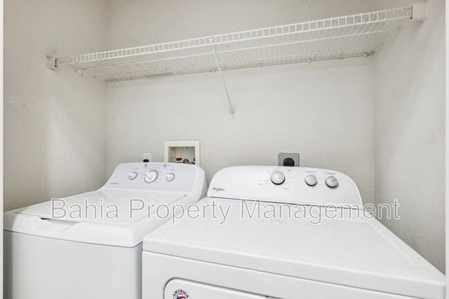 Building Photo - 4307 Bayside Village Dr