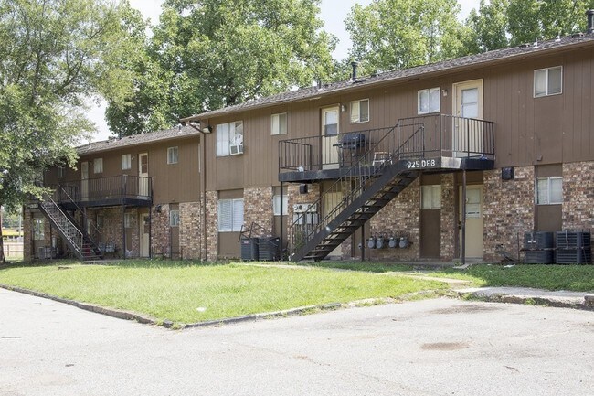New Forest Park Apartments Memphis, TN Apartment Finder